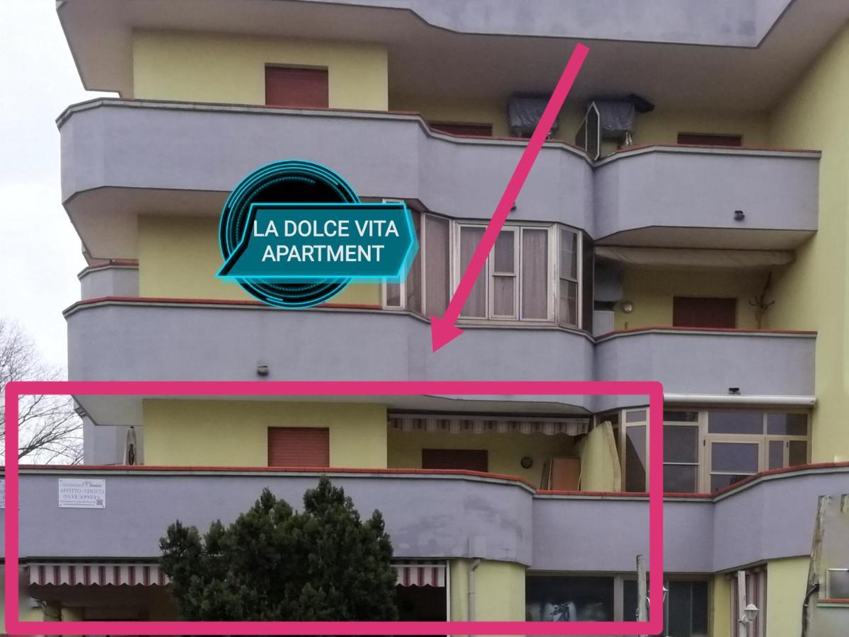La Dolce Vita - Apartment With Shared Pool And Large Terrace Лидо деле Национи Екстериор снимка